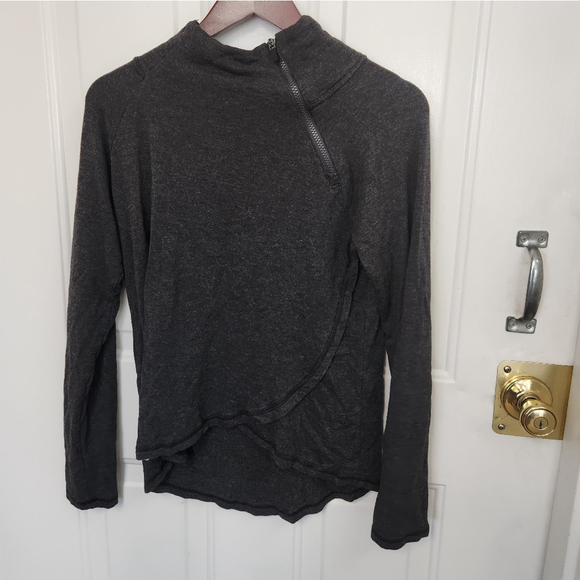 Scorpio Sol Tops - Scorpio Sol Women's Nova Zip Neck Long Sleeve Shirt Gray Size Medium NWOT